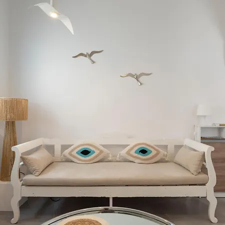 Anneto's Apartment *